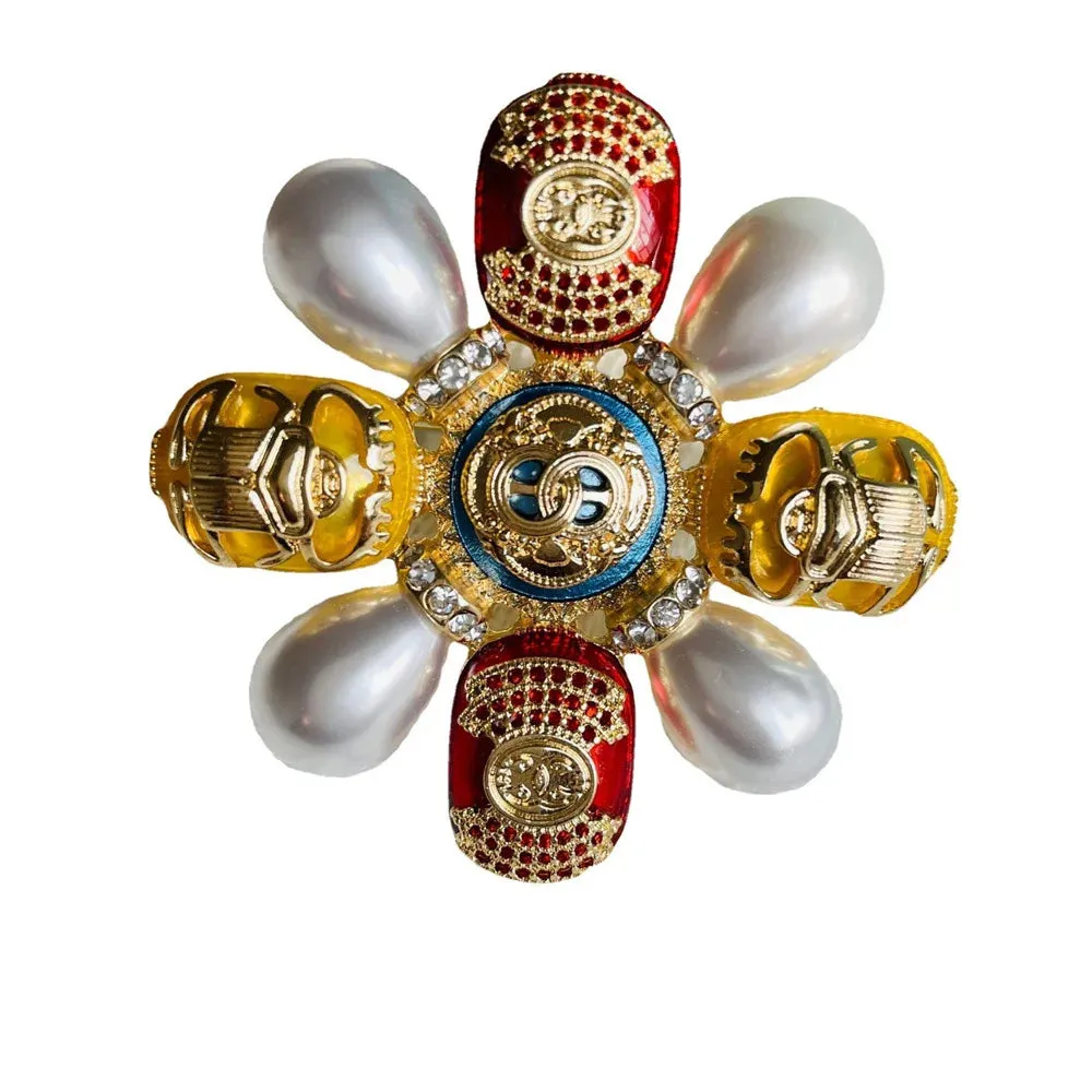 Aysegül Novelty Brooch Pin