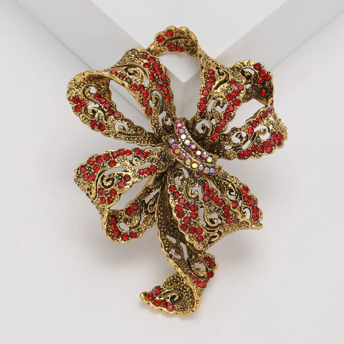 Aysel Sequin Brooch Pin