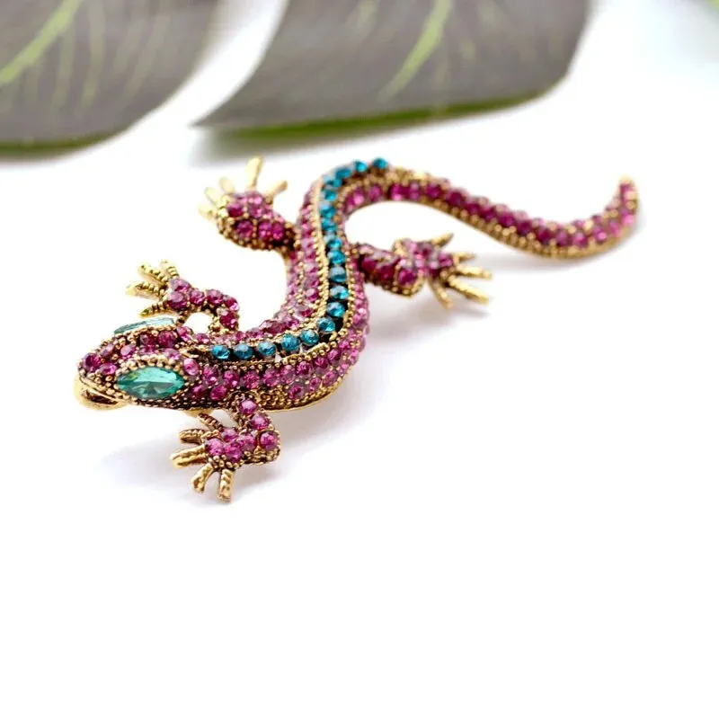 Bulut Lace Brooch Pin