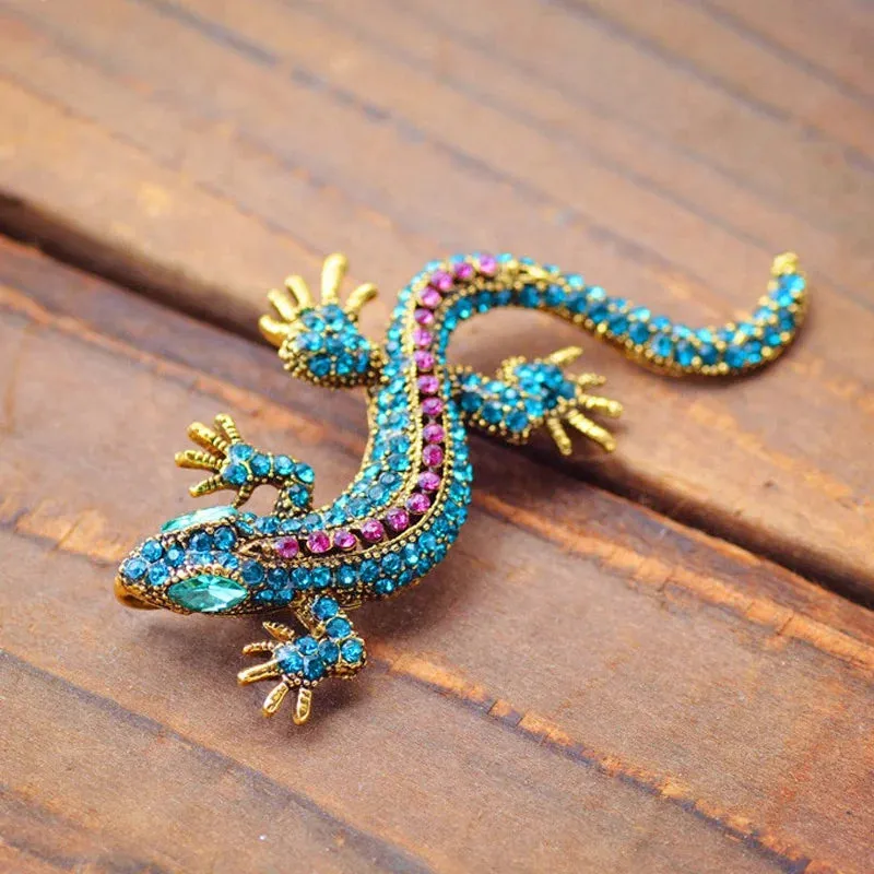 Bulut Lace Brooch Pin