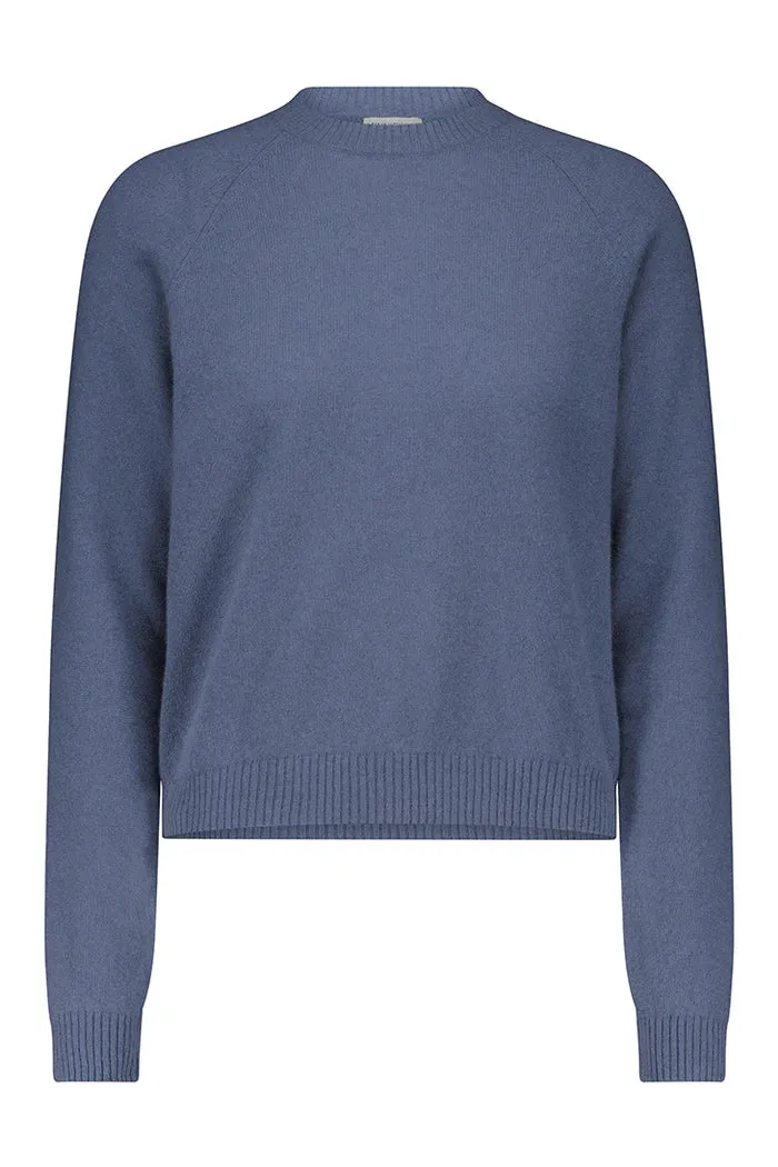 Cashmere Shrunken Crew Sweater in Harbour Blue