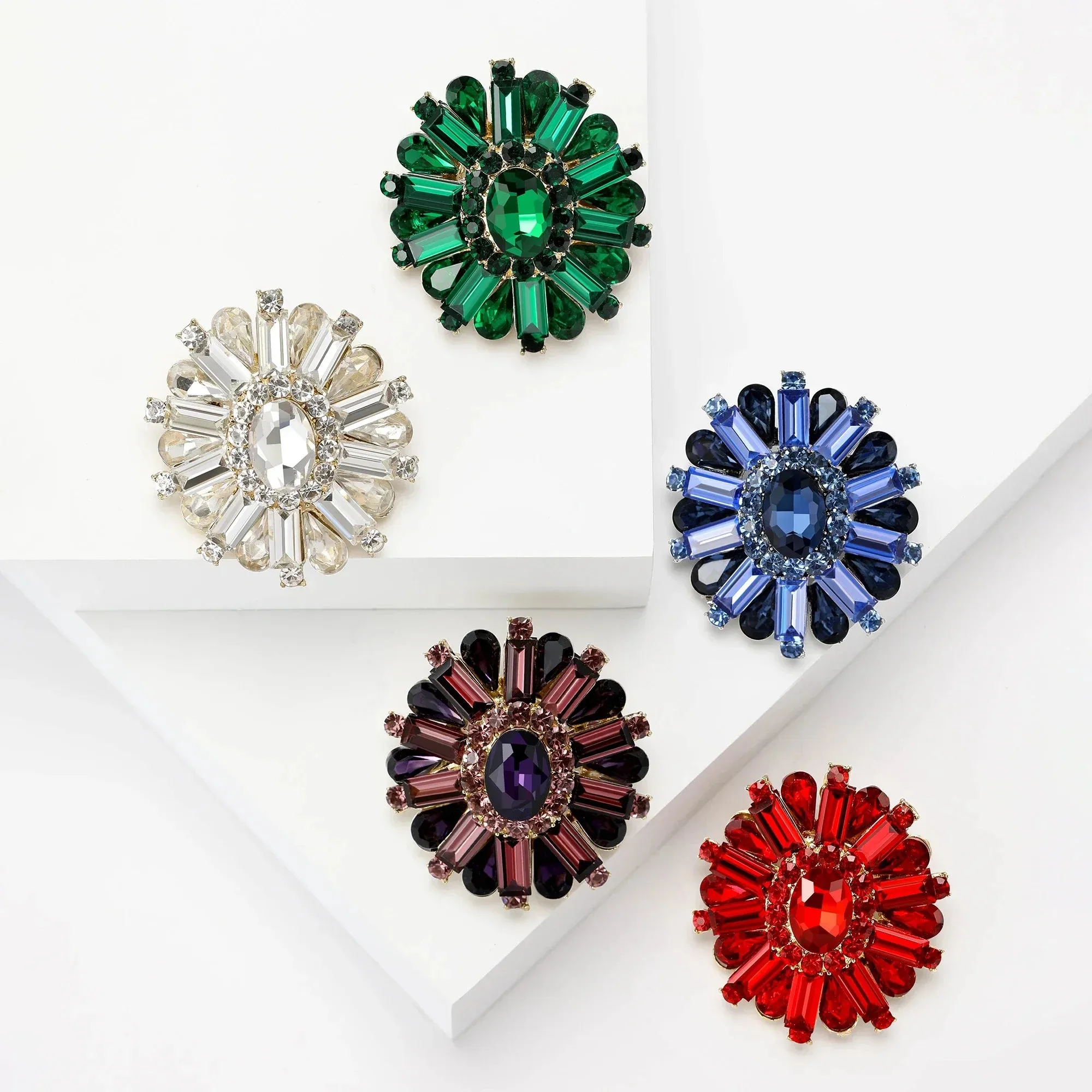 Egemen Embroidery Brooch Pin