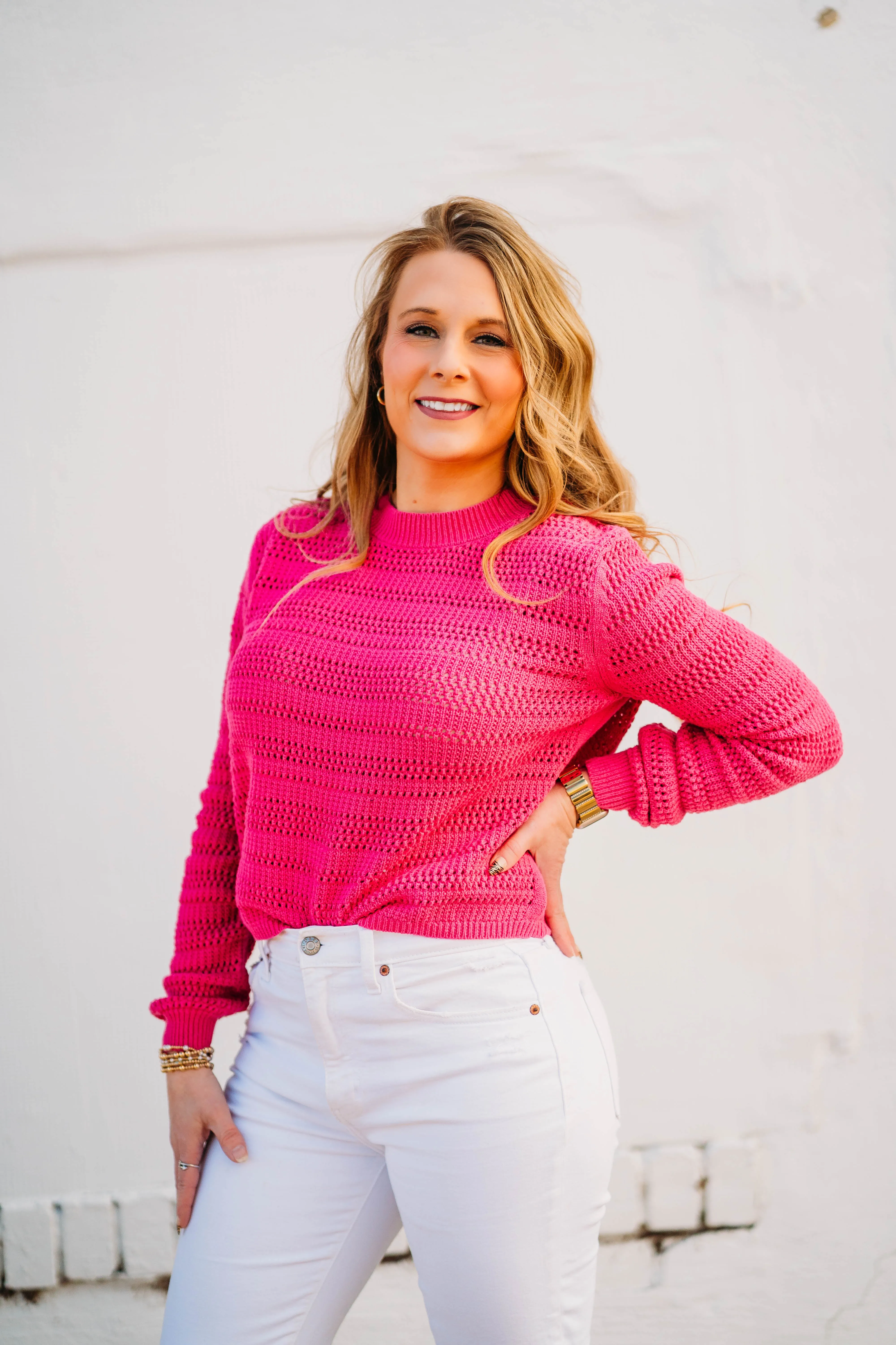 Kut: Portia Pullover Cropped Sweater in Fuschia