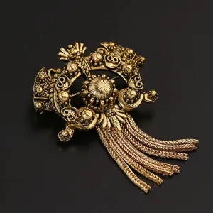 Mal Leather Brooch Pin