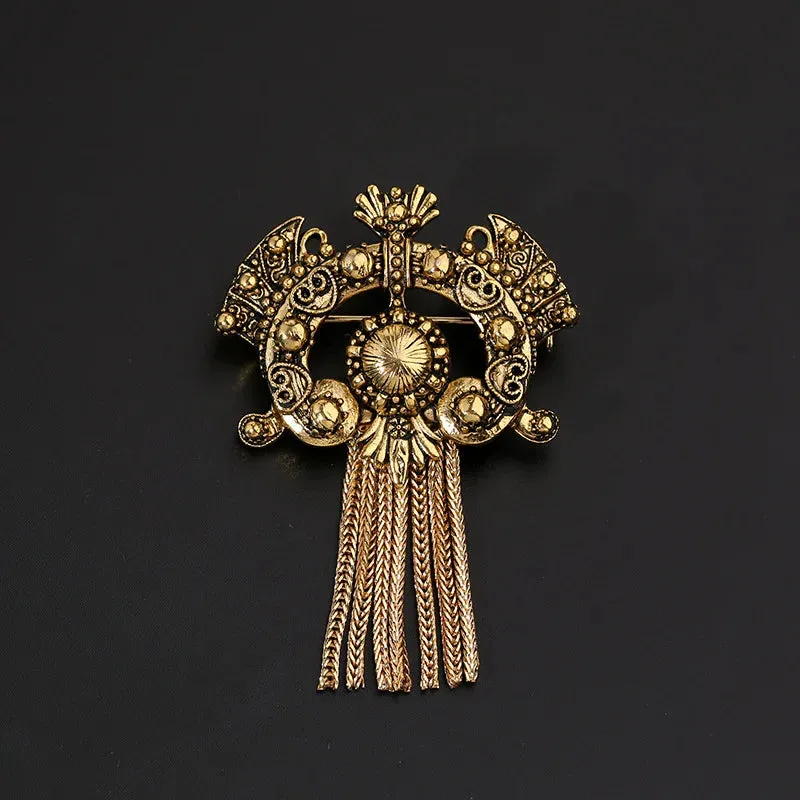 Mal Leather Brooch Pin