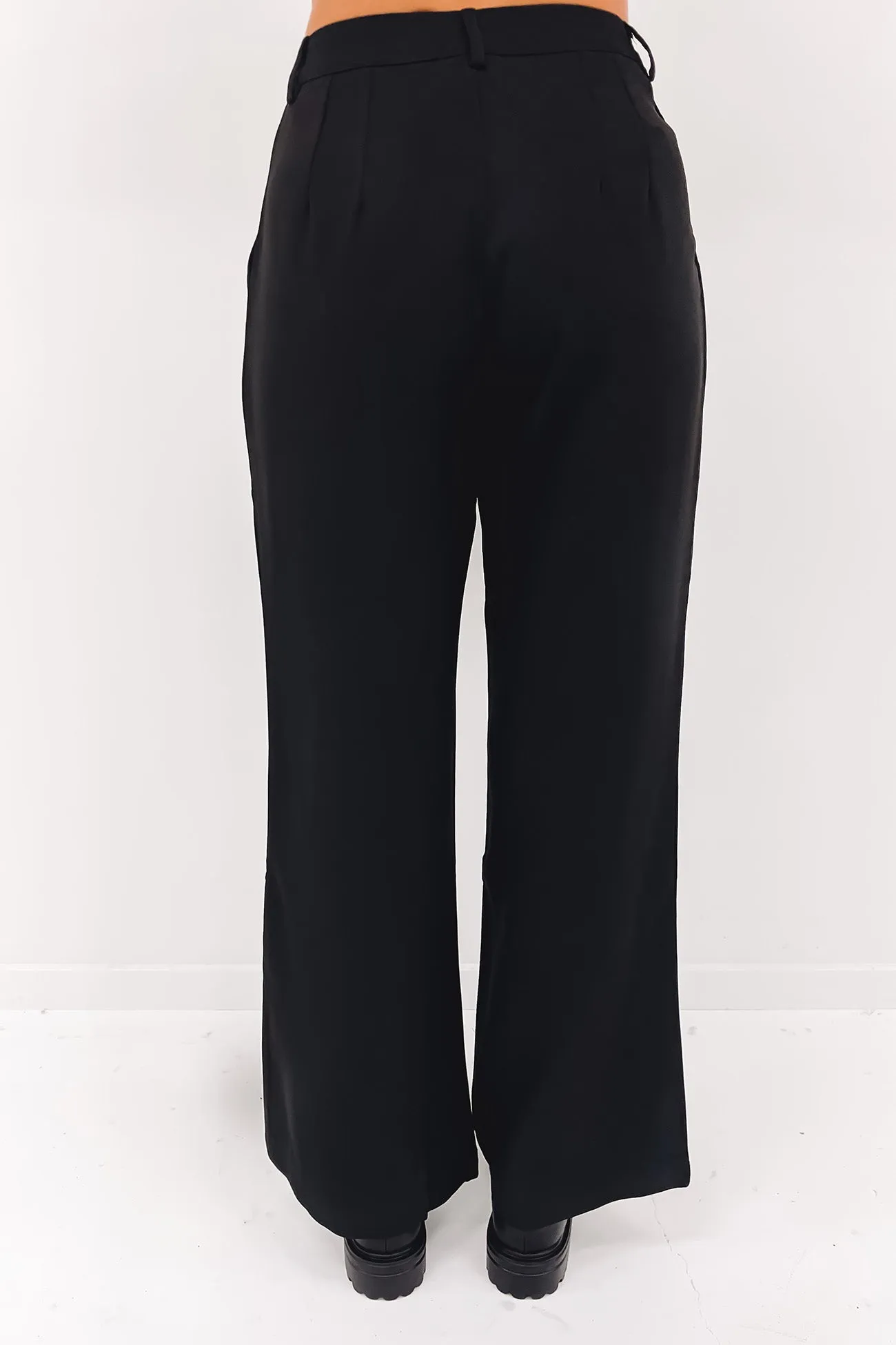 Mayra Pant Black