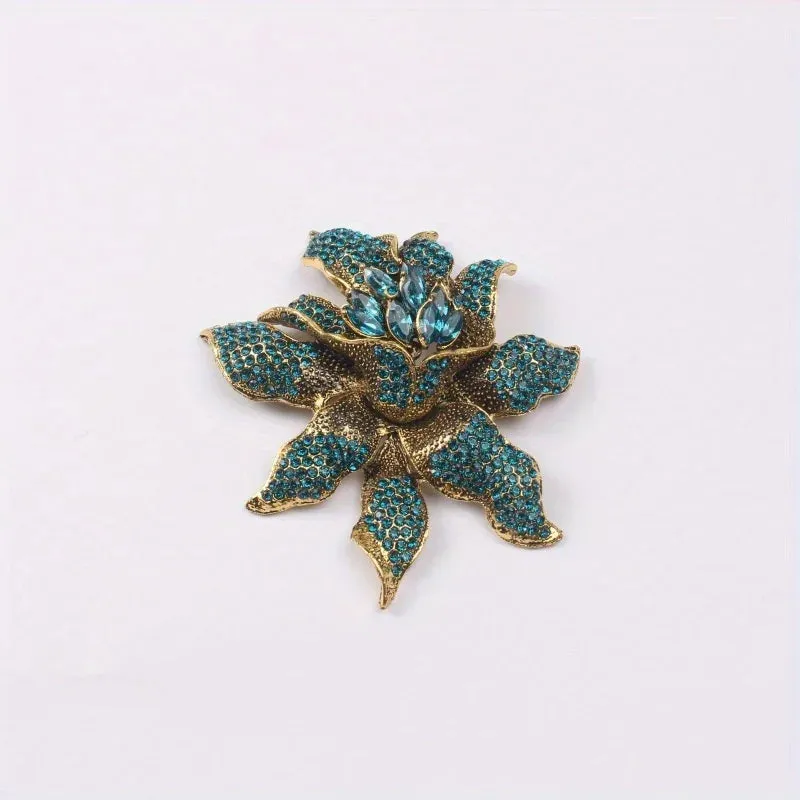 Mert Lace Brooch Pin