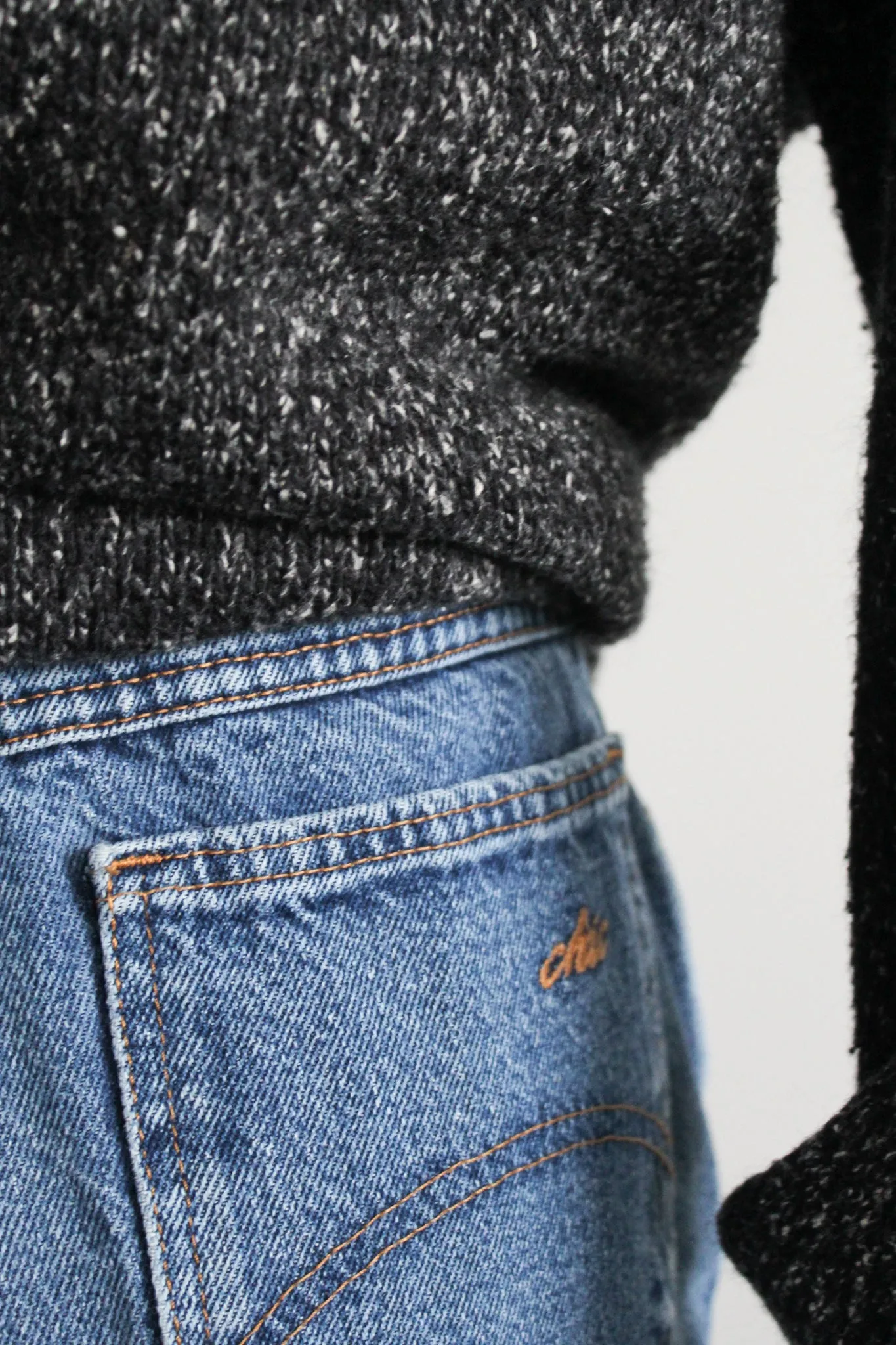 relaxed mom jeans