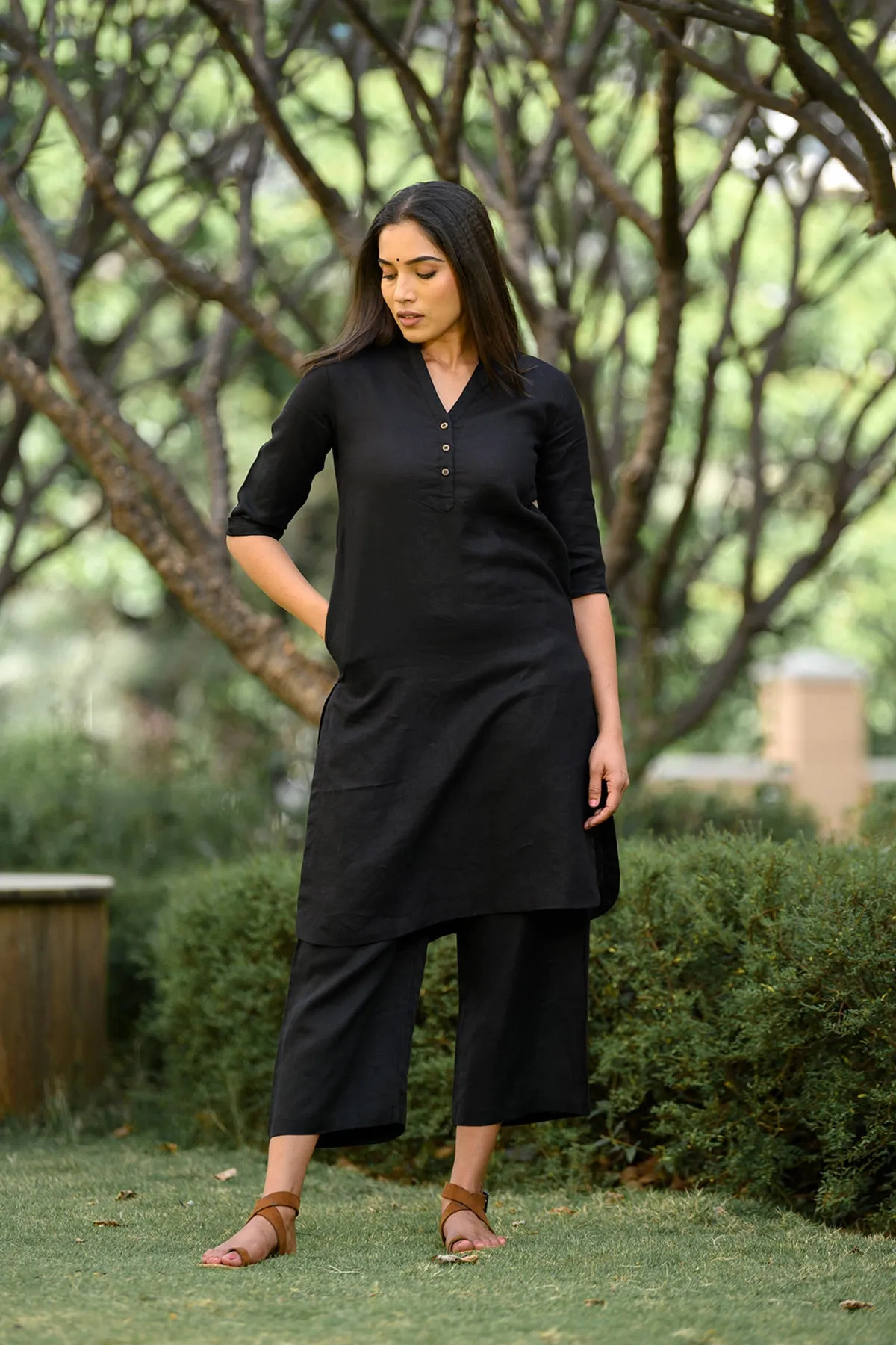 Thea Linen Kurta - Black