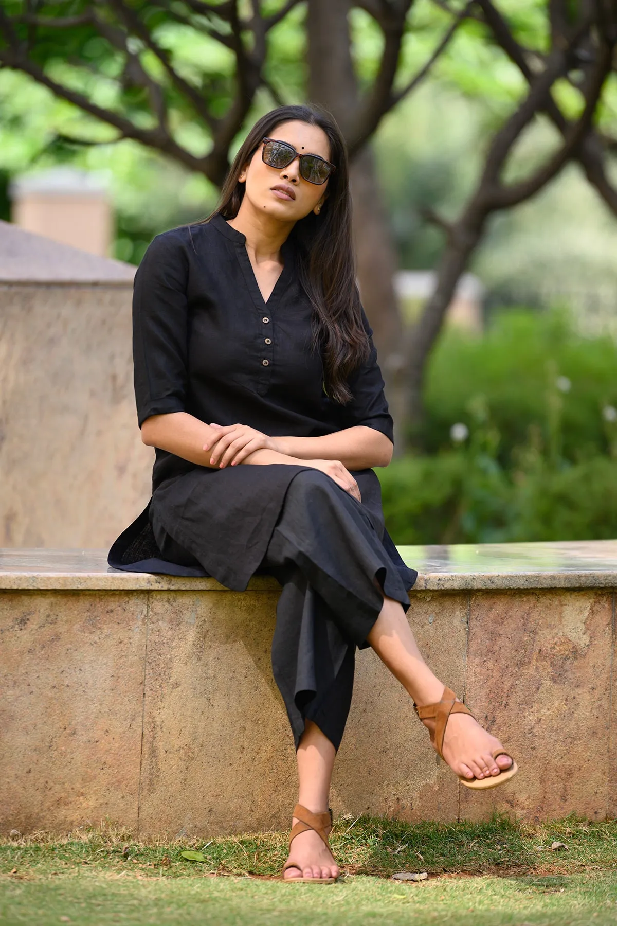 Thea Linen Kurta - Black
