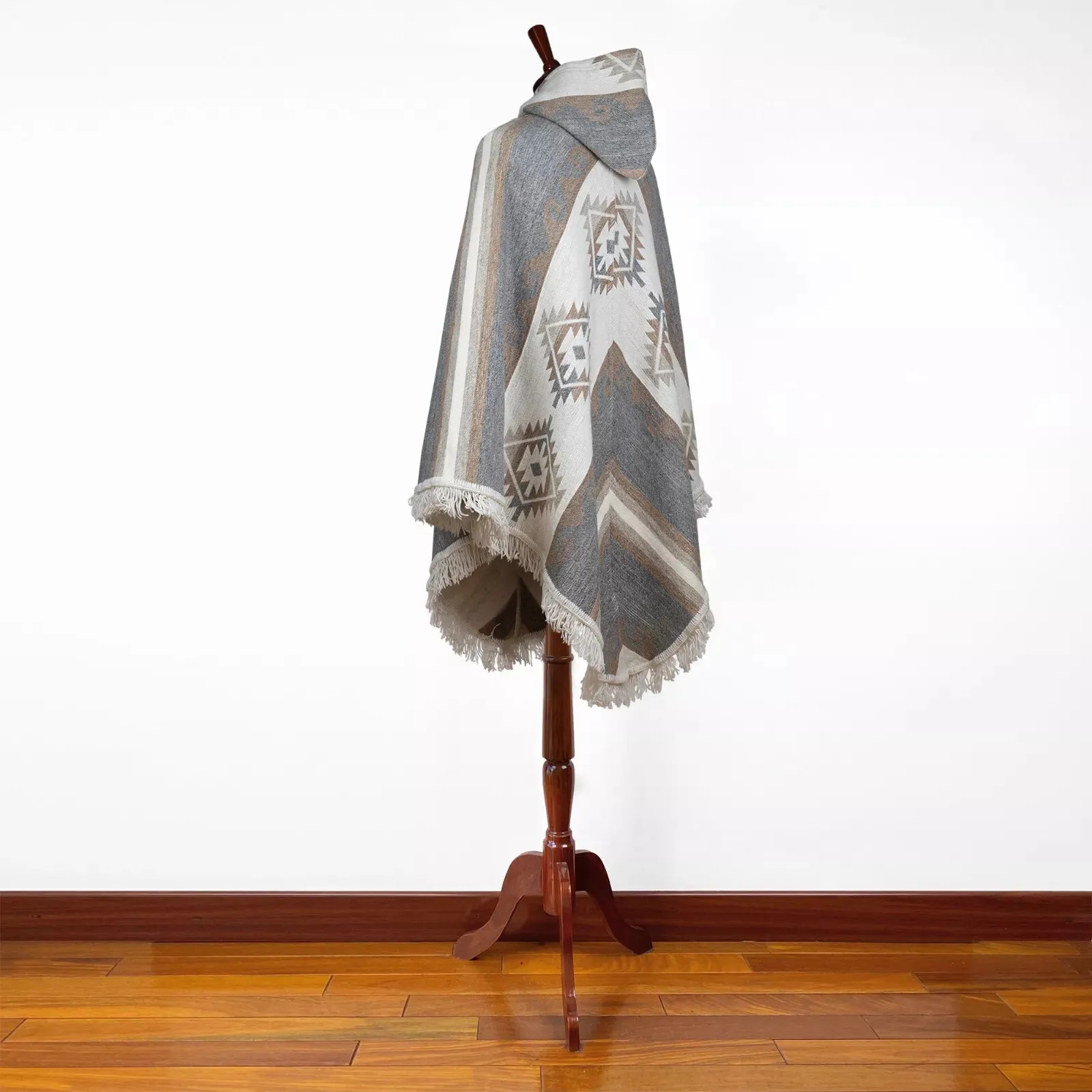 Urkukilla - Llama Wool Unisex V-Shaped S. American Handwoven Thick Hooded Poncho - Andean pattern - gray/earth tones