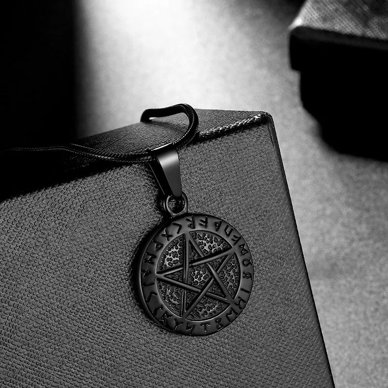 Wiccan Men's Pentagram Necklace Brisingamen Pendant Jewelry Stainless Steel